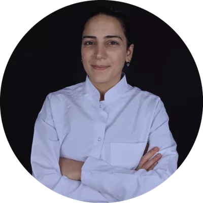 Dr. Benan İlayda Karaman, protetik tedaviler alanında doktoralı hekim